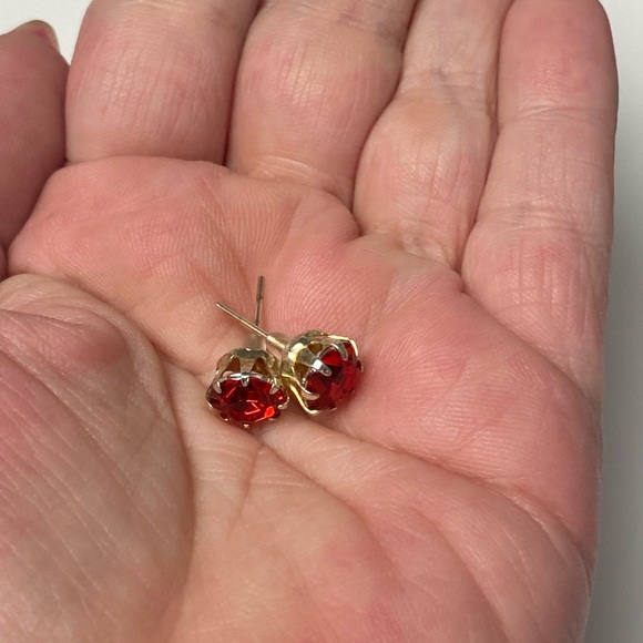 ๐Sale ๐2 for $10 NWOT nerves worn red crystal look post earrings bright winter - Picture 5 of 5